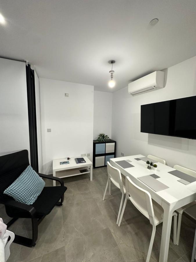 E1 Apartment High Level Sea View Gibraltar Exterior photo